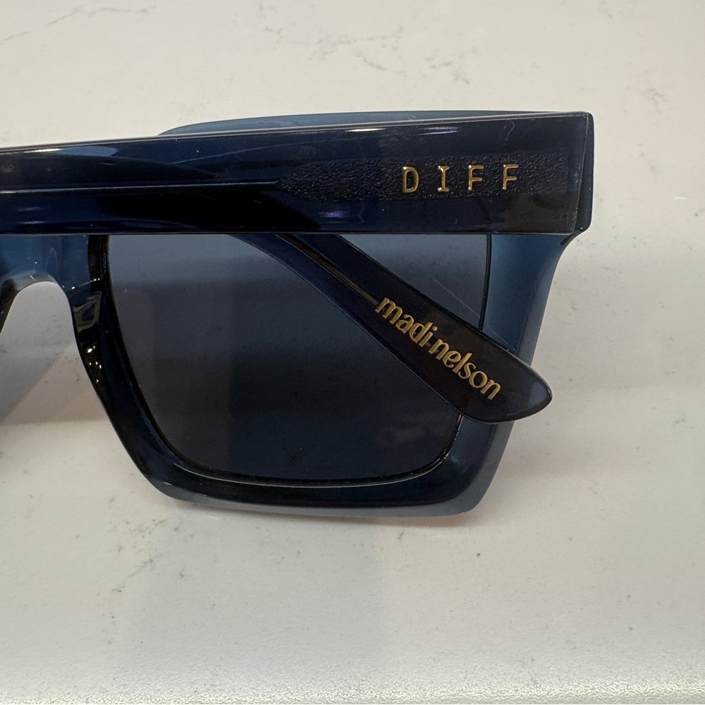Diff Madi Nelson Blue Sunglasses - image 6